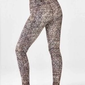 Fabletics Define PowerHold 7/8 Leggings in Serpentine
